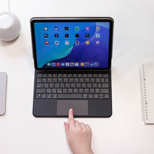 Load image into Gallery viewer, MATRIX 11 iPad Magic Keyboard (11") + PEN II iPad Stylus Pen