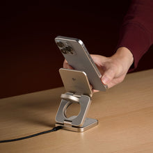 Load image into Gallery viewer, Mag 3 Pro Qi2 3-in-1 Foldable Travel Charging Station