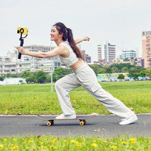 Load image into Gallery viewer, SELFIE Pro Wireless Bluetooth Tripod Selfie Stick