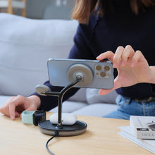 Load image into Gallery viewer, OMNIA M3+ Magnetic 3-in-1 Wireless Charging Station