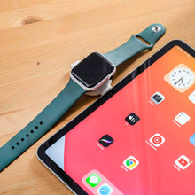 Load image into Gallery viewer, OMNIA A1+ Apple Watch Magnetic Wireless Fast Charger