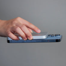 Load image into Gallery viewer, GRAVITY C1 - Magnetic Wireless Charging Power Bank