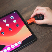 Load image into Gallery viewer, iKlips C Apple Lightning/USB-C Flash Drive