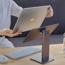 Load image into Gallery viewer, Mag M Pro Magnetic 8-in-1 iPad Stand Hub + PeAk II Ultra HD 4K 60Hz HDMI Cable (2M)
