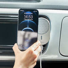 Load image into Gallery viewer, OMNIA C2 Magnetic Wireless Car Charger
